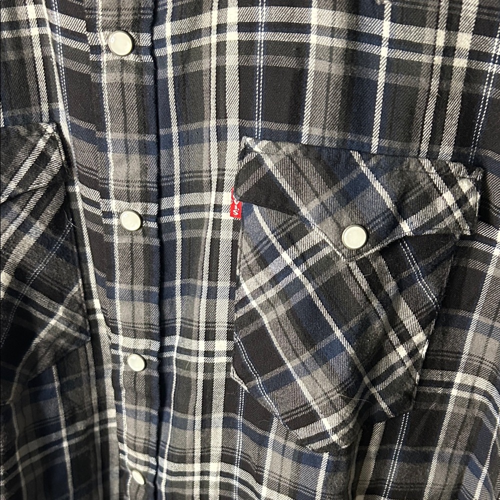 Levi's Navy and White Plaid Button-Down Shirt - Picture 3 of 6